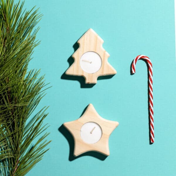 Christmas Tree and Star Shape Candle - Image 2