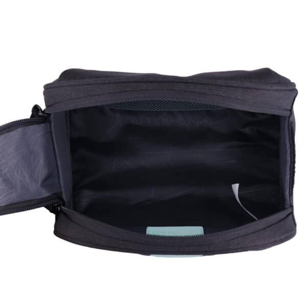 Swissdigital Arosa Wash Bag - Image 5