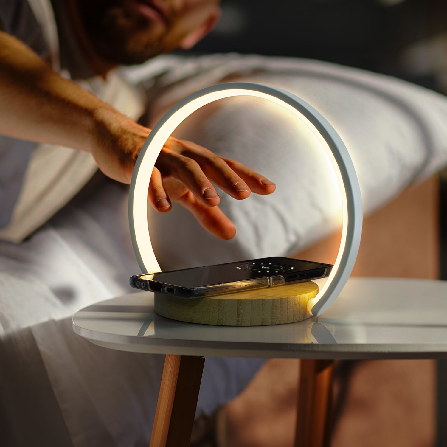 100 Christmas Corporate Gifts Countdown 2025 – Idea #44 Twilight Wireless Charging Night Light